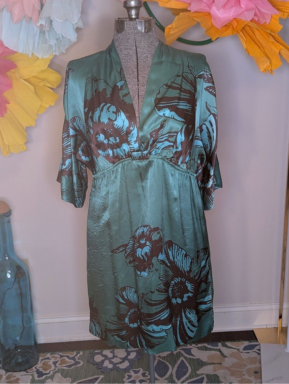 2018 - Hale Bob 100% Silk Abstract Floral Empire Waist V-Neck Dress Medium